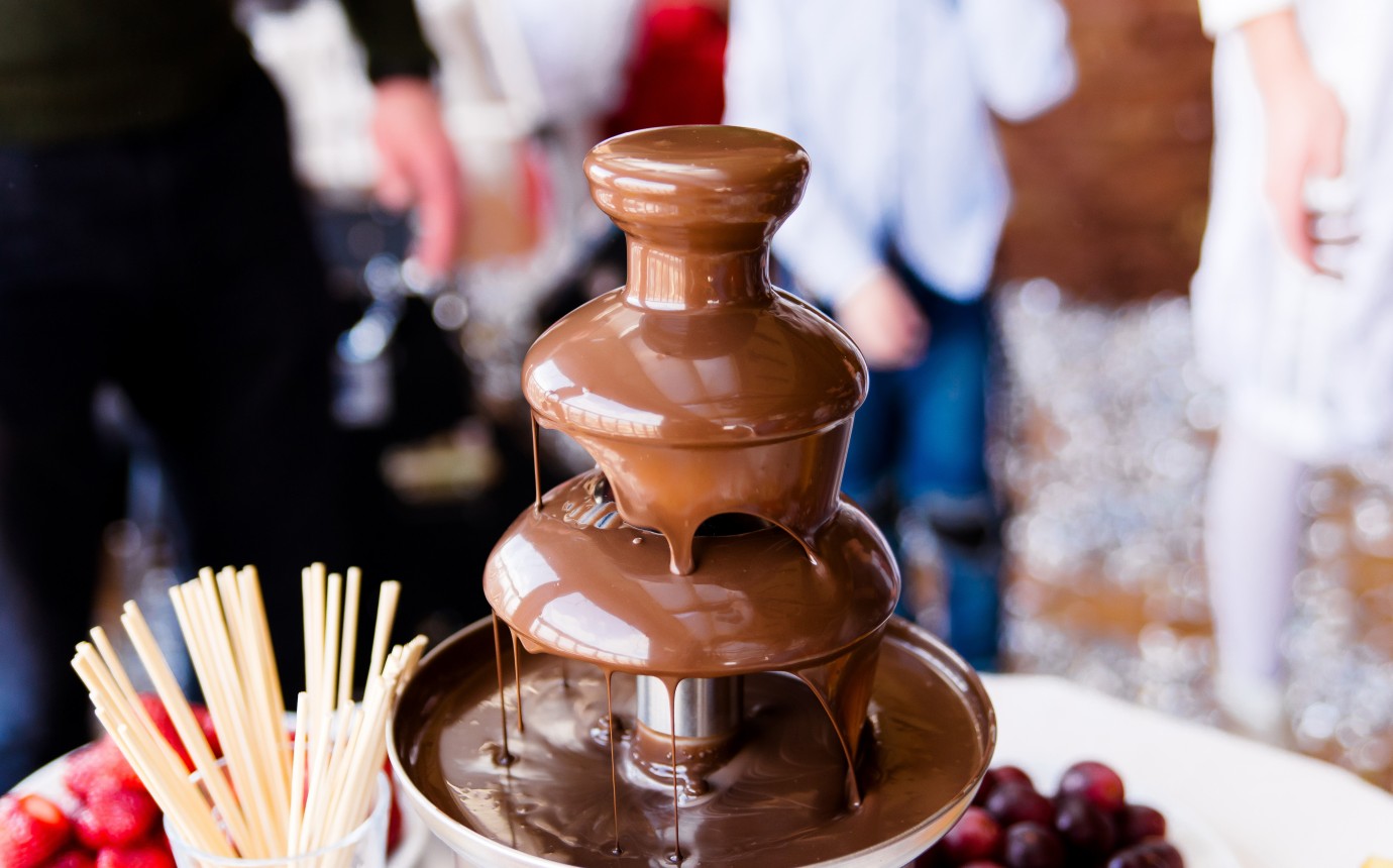 4 Etagen Schokobrunnen Kapazität Schokoladen-Brunnen Schokoladenfontäne 1kg 170W 