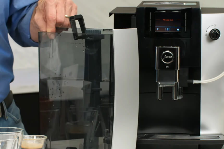Jura E6 Test – Ein Kaffeevollautomat für preisbewusste Kaffeeliebhaber